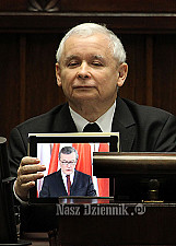 7 marca 2013 r. – uzasadnienie poselskiego wniosku Prawa i Sprawiedliwości o wyrażenie wotum nieufności dla rządu Donalda Tuska.