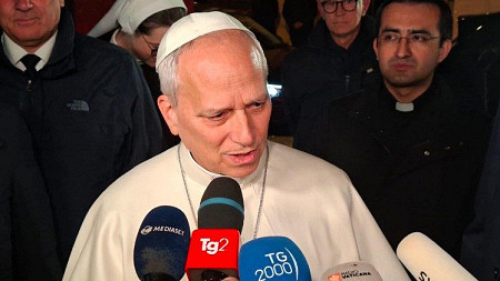 Ojciec Świety wzywa do rozmów opokoju