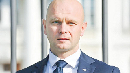 Autentyczny w swoim działaniu