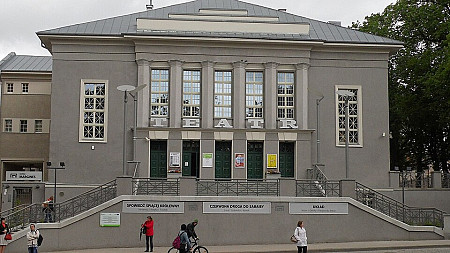 Olsztyn: Sąd zajmie się sprawą obrazobójczego teatralnego plakatu