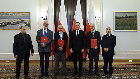 Prezydent wręczył powołania w skład Kapituły Orderu Orła Białego