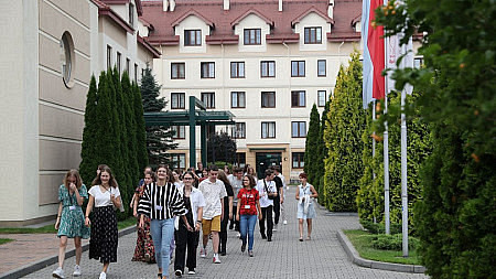 Otworzyć Polakom oczy