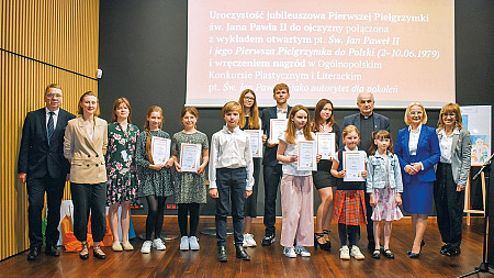 Konkurs „O rodzinie, miłości i przyjaźni w nauczaniu św. Jana Pawła II”