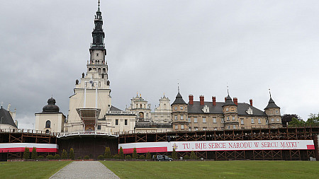 Niemowlaki u Królowej Polski