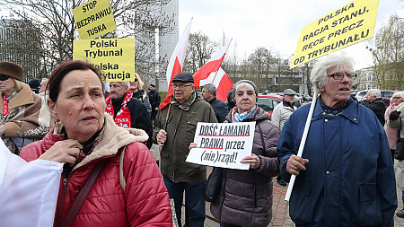 PiS o pseudoślubowaniu