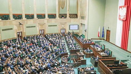 Polityczna gra życiem
