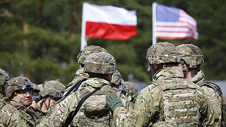 Stała baza w Polsce