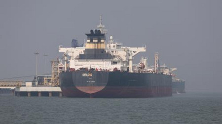 Cieśnina Ormuz przez cały czas zamknięta