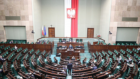 Decyzja Sejmu odnośnie do cen paliw
