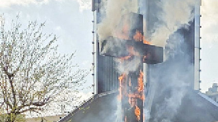 Śledczy czekają na opinie